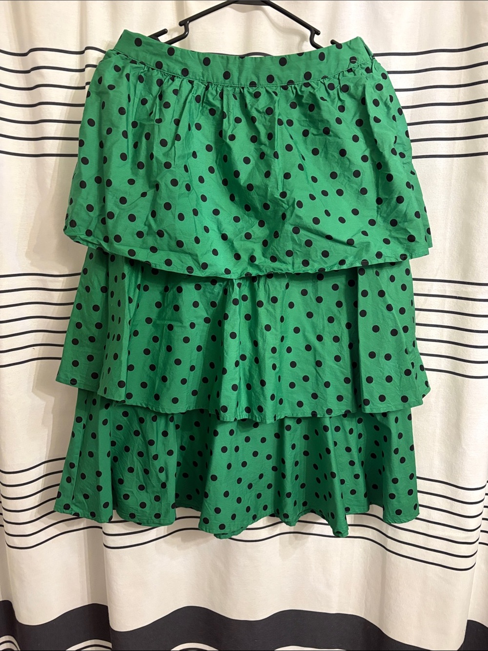 Who What Wear Green Polka Dot Tiered Skater Skirt